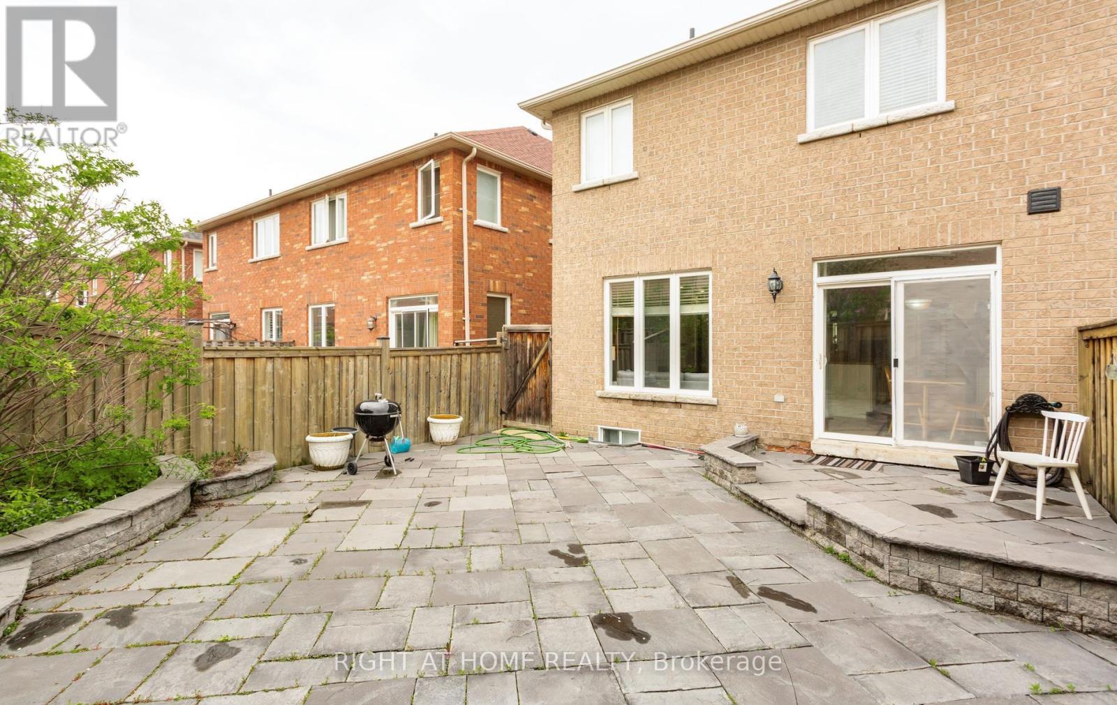 3852 Bloomington Crescent, Mississauga, Ontario  L5M 0A3 - Photo 49 - W13144632