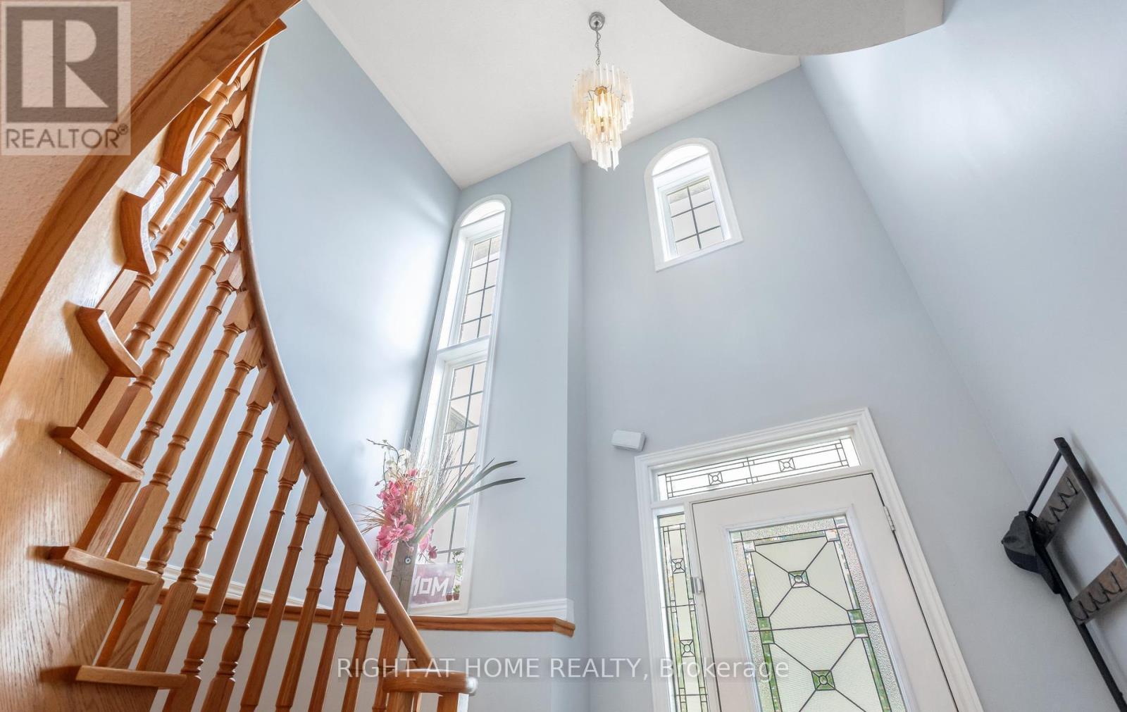3852 Bloomington Crescent, Mississauga, Ontario  L5M 0A3 - Photo 5 - W13144632
