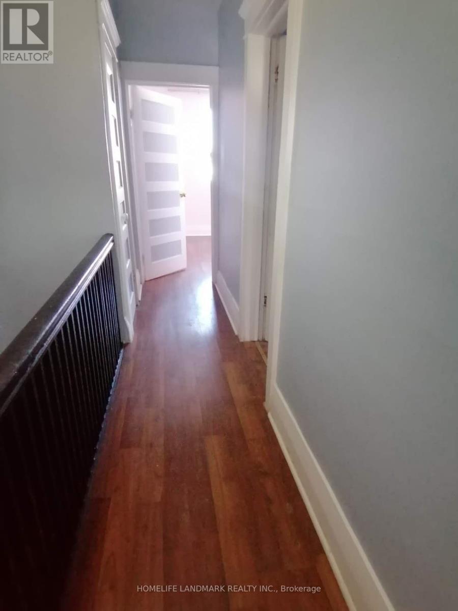 2nd Fl - 19 Armstrong Avenue, Toronto, Ontario  M6H 1V9 - Photo 4 - W13144650