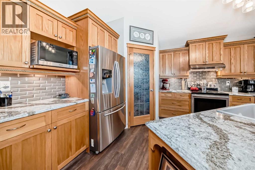 70 Abraham Close, Red Deer, Alberta  T4R 3A9 - Photo 8 - A2309625