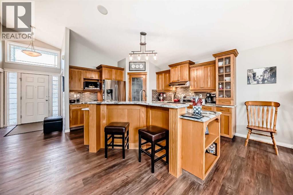 70 Abraham Close, Red Deer, Alberta  T4R 3A9 - Photo 7 - A2309625