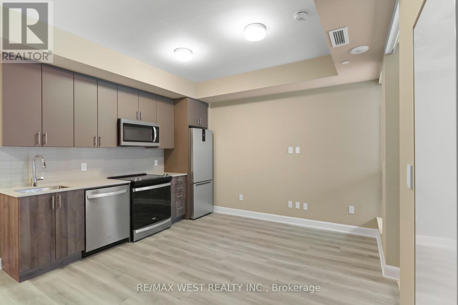 205 - 3240 William Coltson Avenue, Oakville, Ontario  L6X 0X1 - Photo 10 - W13144702
