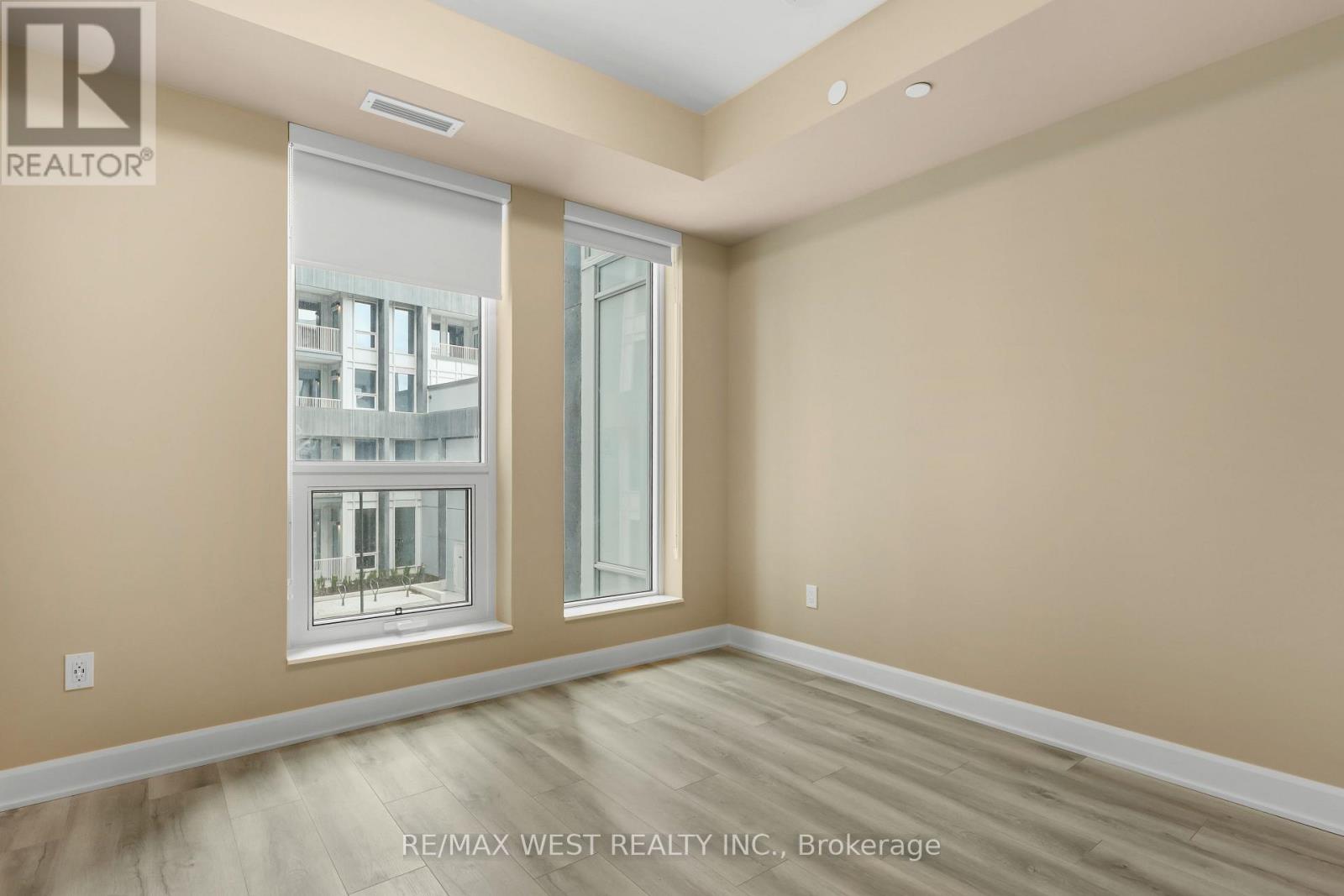 205 - 3240 William Coltson Avenue, Oakville, Ontario  L6X 0X1 - Photo 12 - W13144702