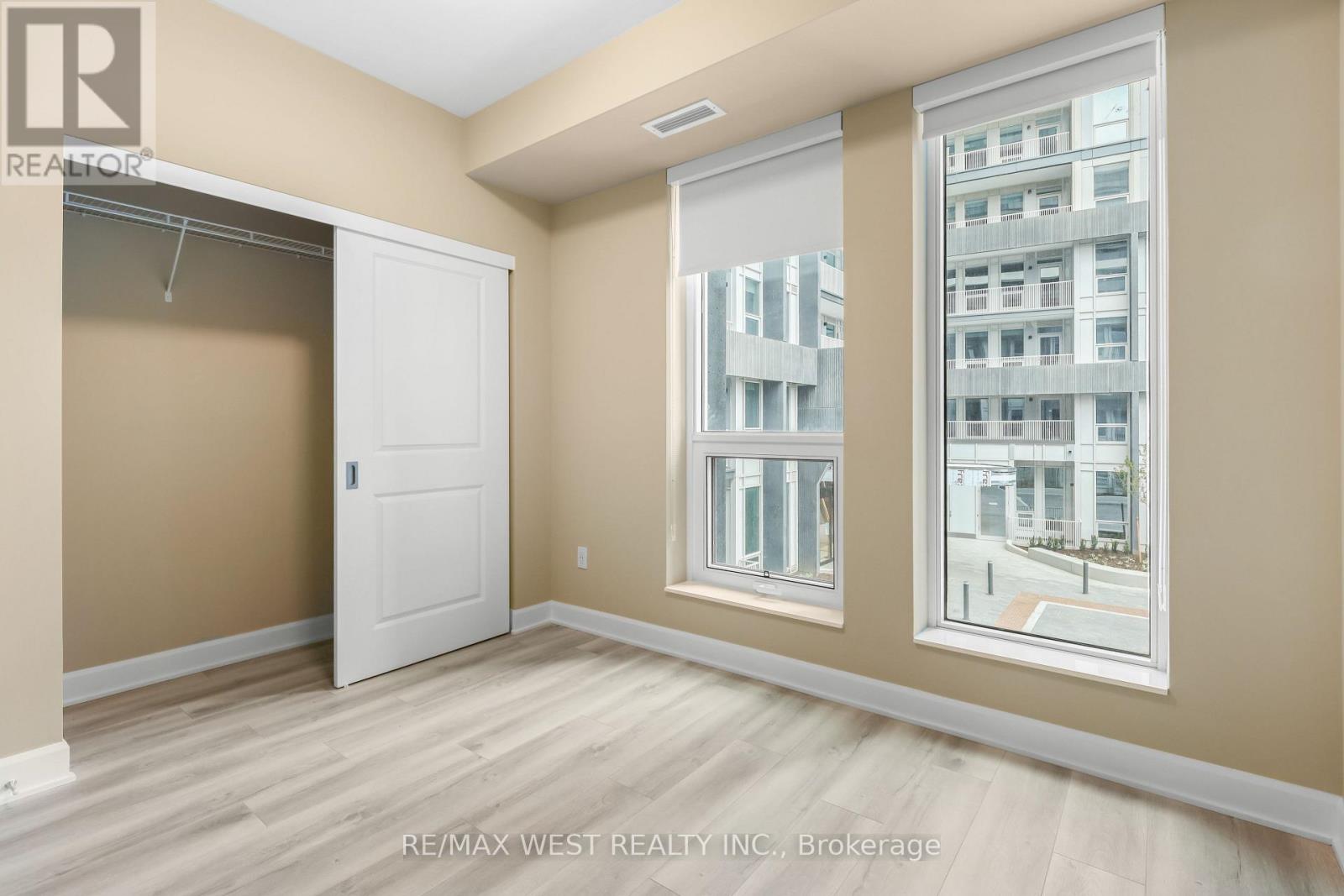 205 - 3240 William Coltson Avenue, Oakville, Ontario  L6X 0X1 - Photo 13 - W13144702