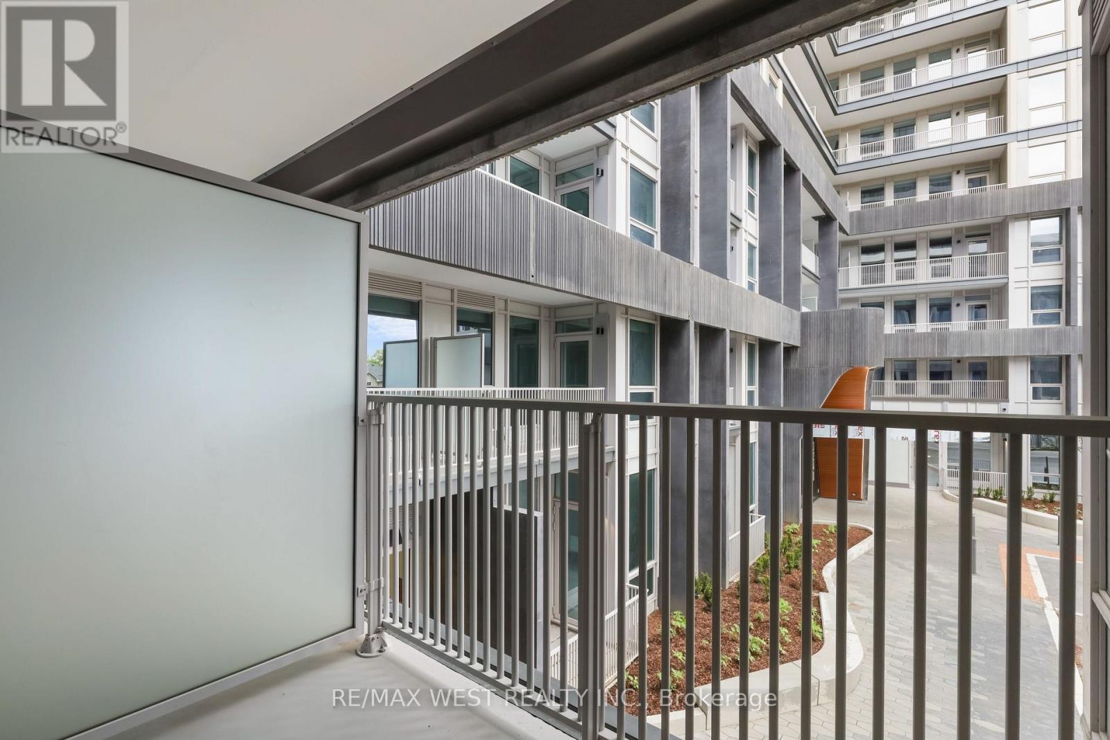 205 - 3240 William Coltson Avenue, Oakville, Ontario  L6X 0X1 - Photo 9 - W13144702