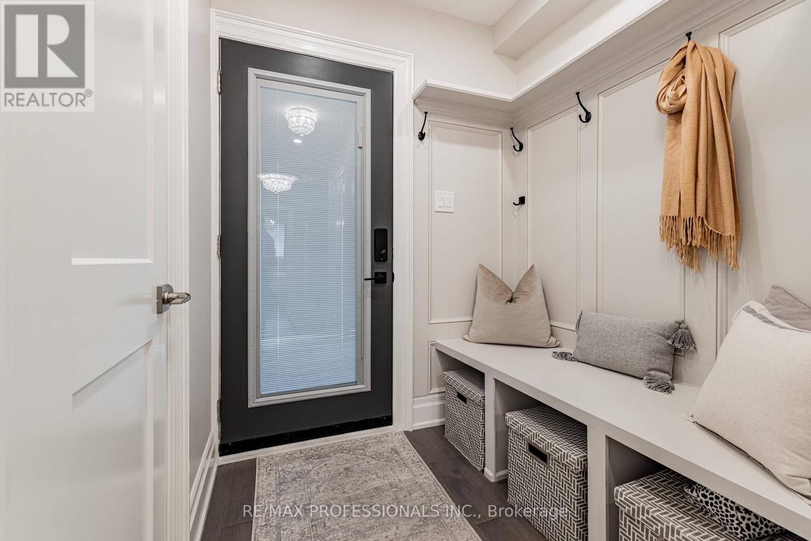 182 Gracefield Avenue, Toronto, Ontario  M6L 1L8 - Photo 15 - W13144724