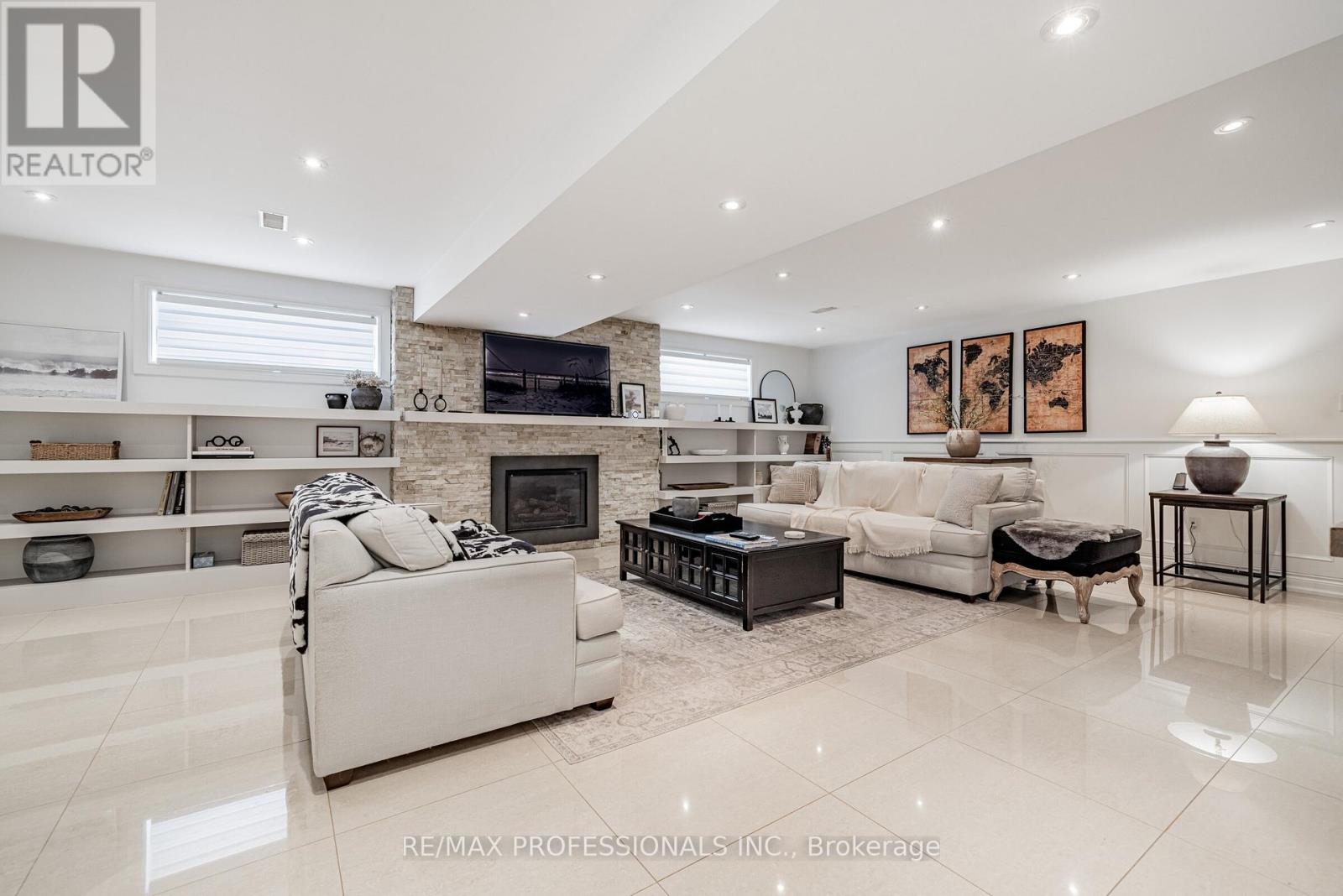 182 Gracefield Avenue, Toronto, Ontario  M6L 1L8 - Photo 23 - W13144724