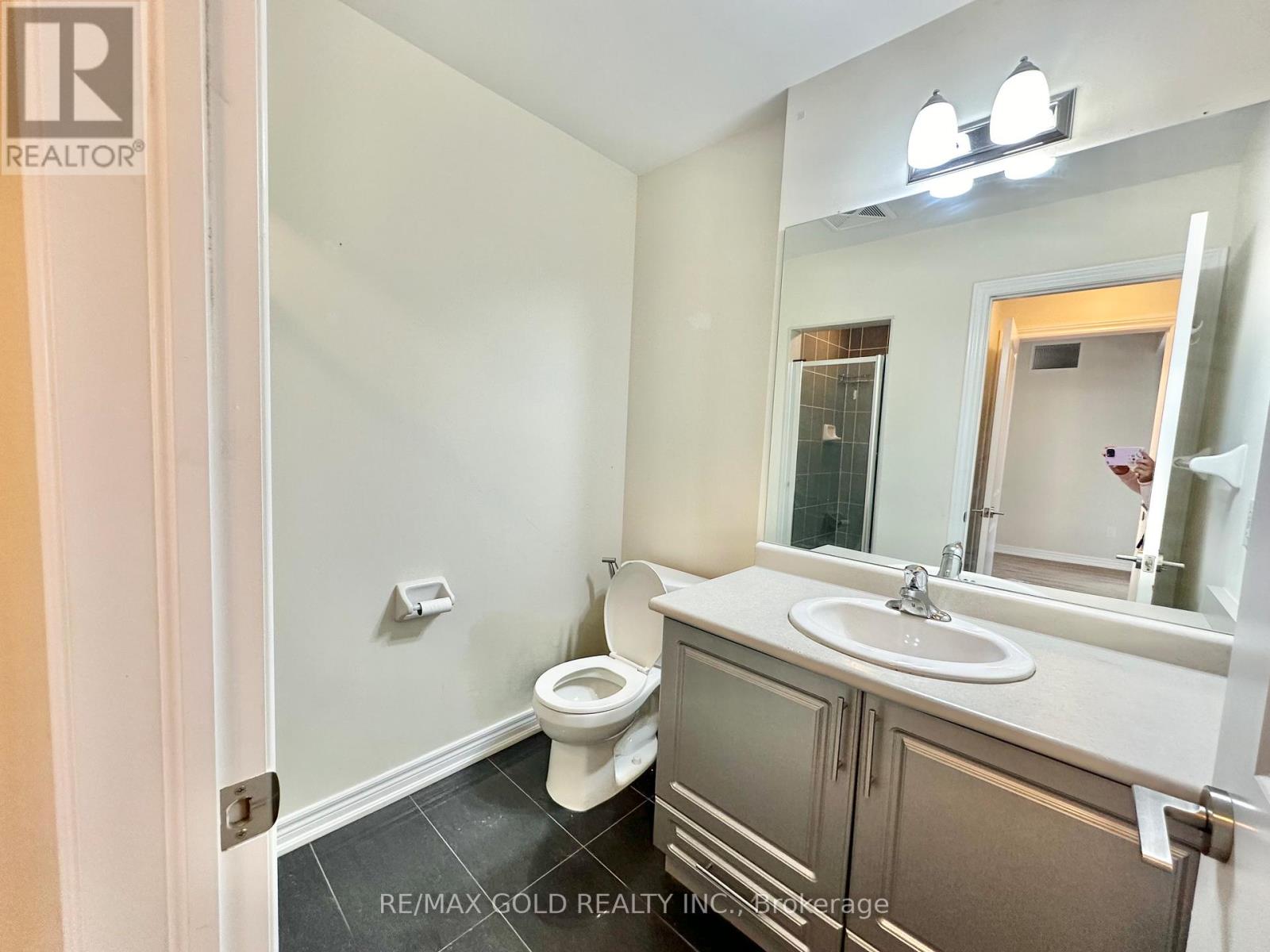 308 - 263 Georgian Drive, Oakville, Ontario  L6H 0L2 - Photo 17 - W13144736