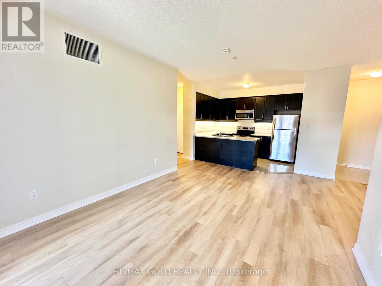 308 - 263 Georgian Drive, Oakville, Ontario  L6H 0L2 - Photo 9 - W13144736