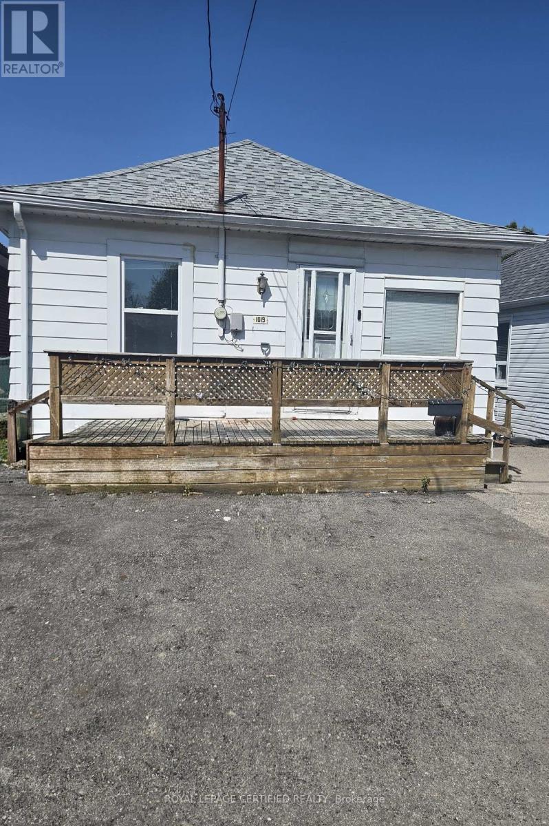 1019 Ogden Avenue, Mississauga, Ontario  L5E 2G4 - Photo 5 - W13144740