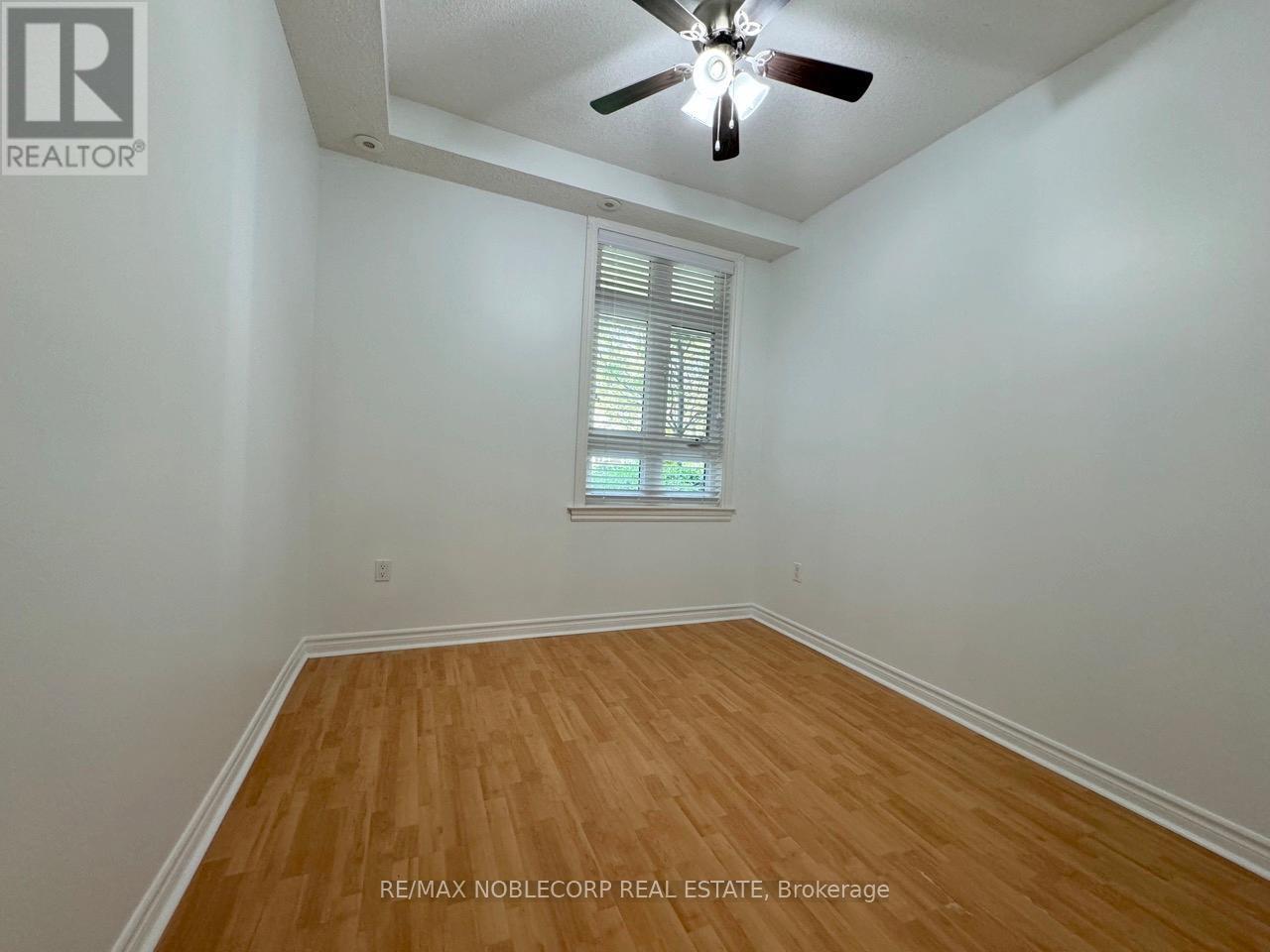18 - 36 Gibson Avenue, Toronto, Ontario  M9N 0A5 - Photo 8 - W13144754