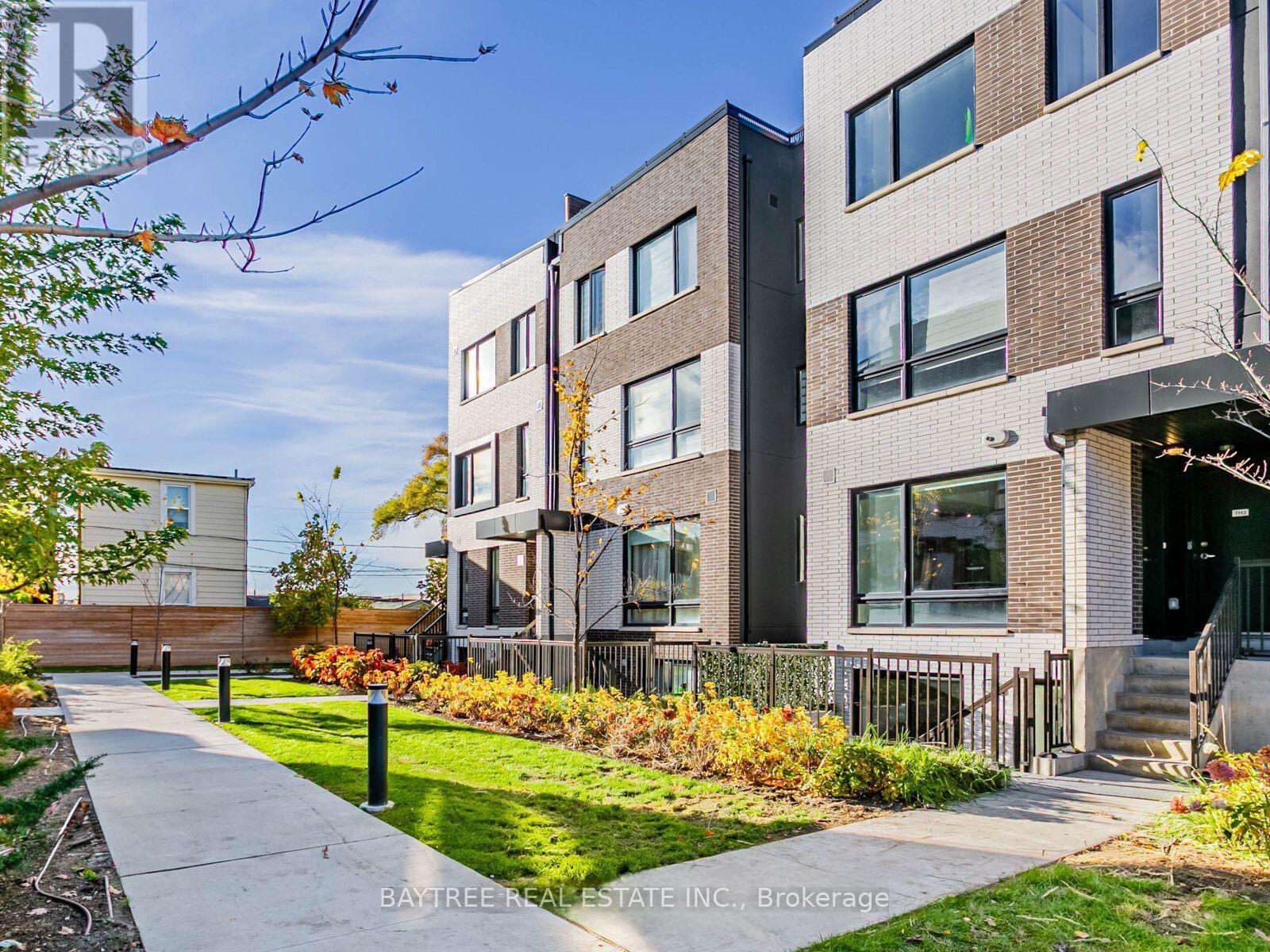 Th4 - 30 Ed Clark Gardens, Toronto, Ontario  M6N 0B5 - Photo 26 - W13144778