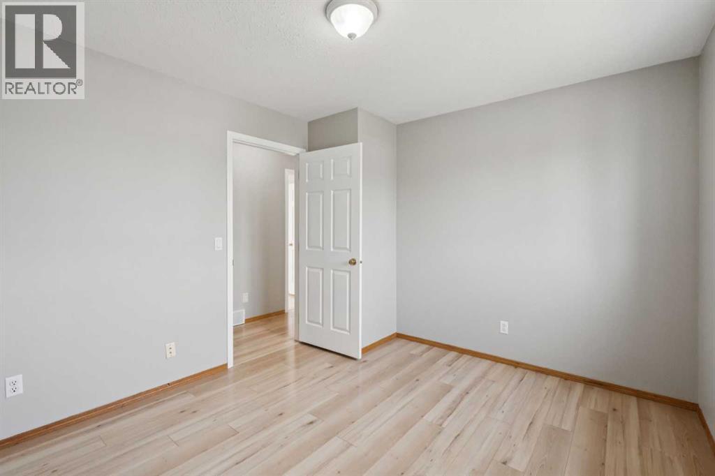 11, 15 Rocky Ridge Gate NW, Calgary, Alberta  T3G 4P6 - Photo 20 - A2307696