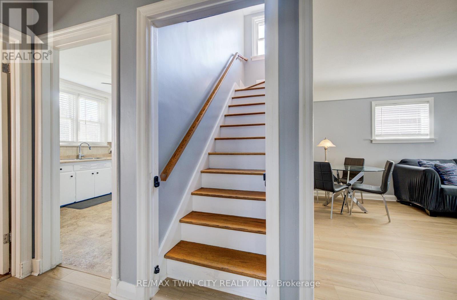 290 Lancaster Street W, Kitchener, Ontario  N2H 4V6 - Photo 13 - X13144620