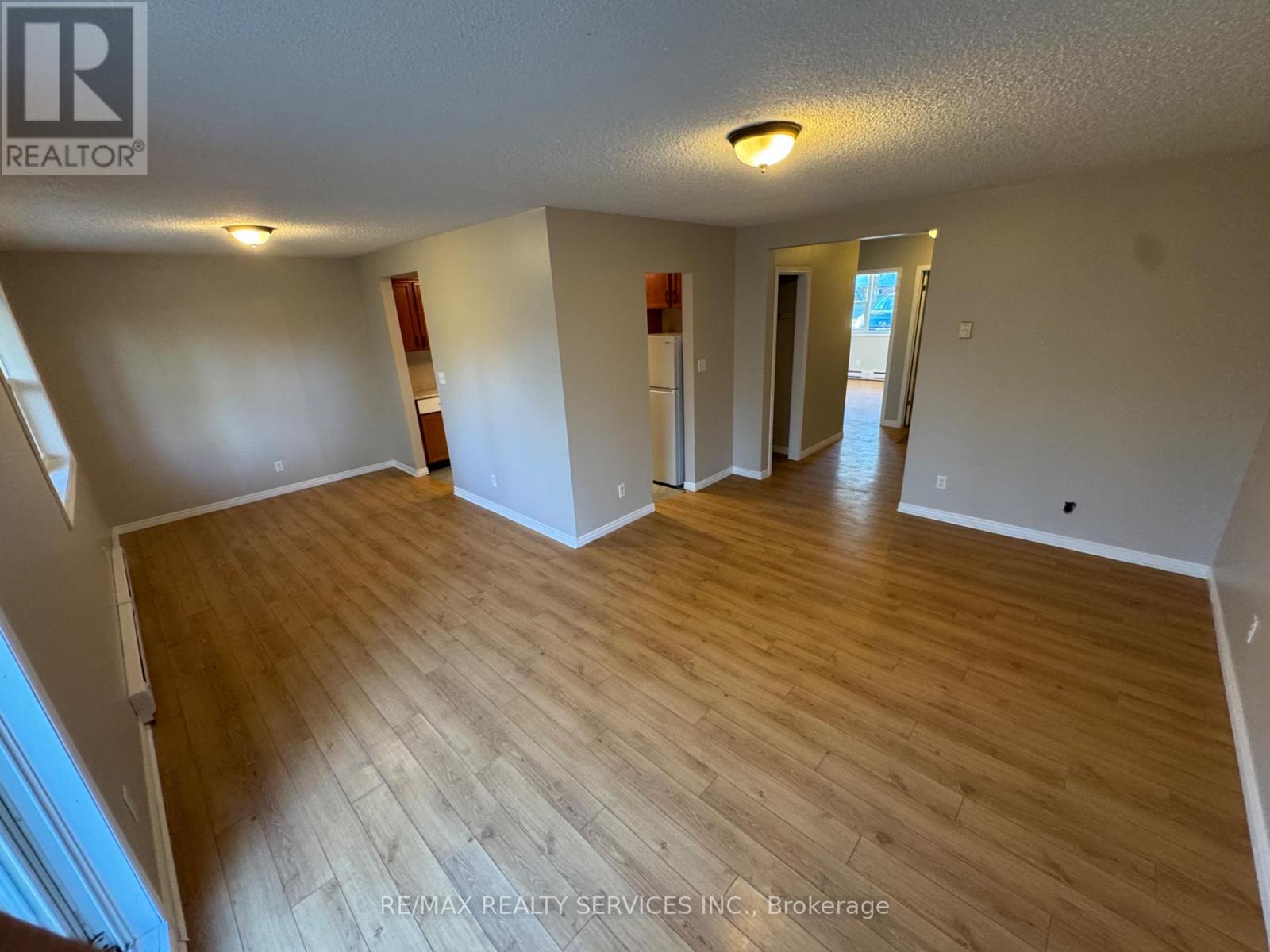 213 Sarah Court, Shelburne, Ontario  L0N 1S2 - Photo 2 - X13144672