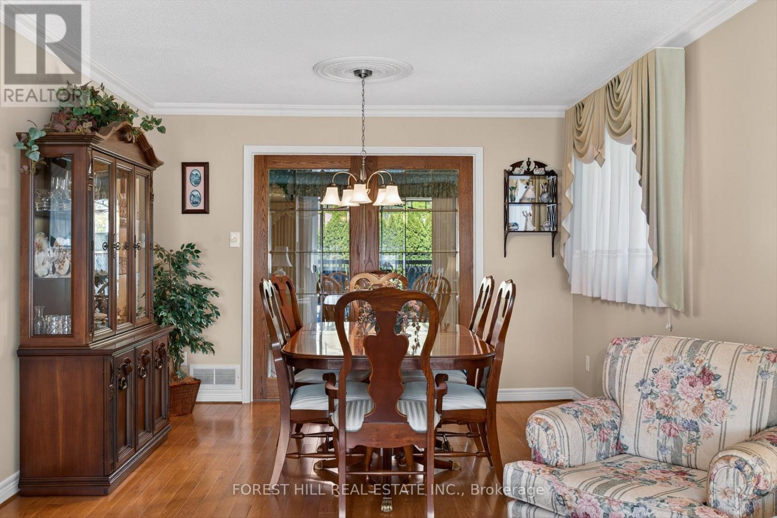 2212 Lorraine Drive, Peterborough, Ontario  K9L 1X5 - Photo 10 - X13144692