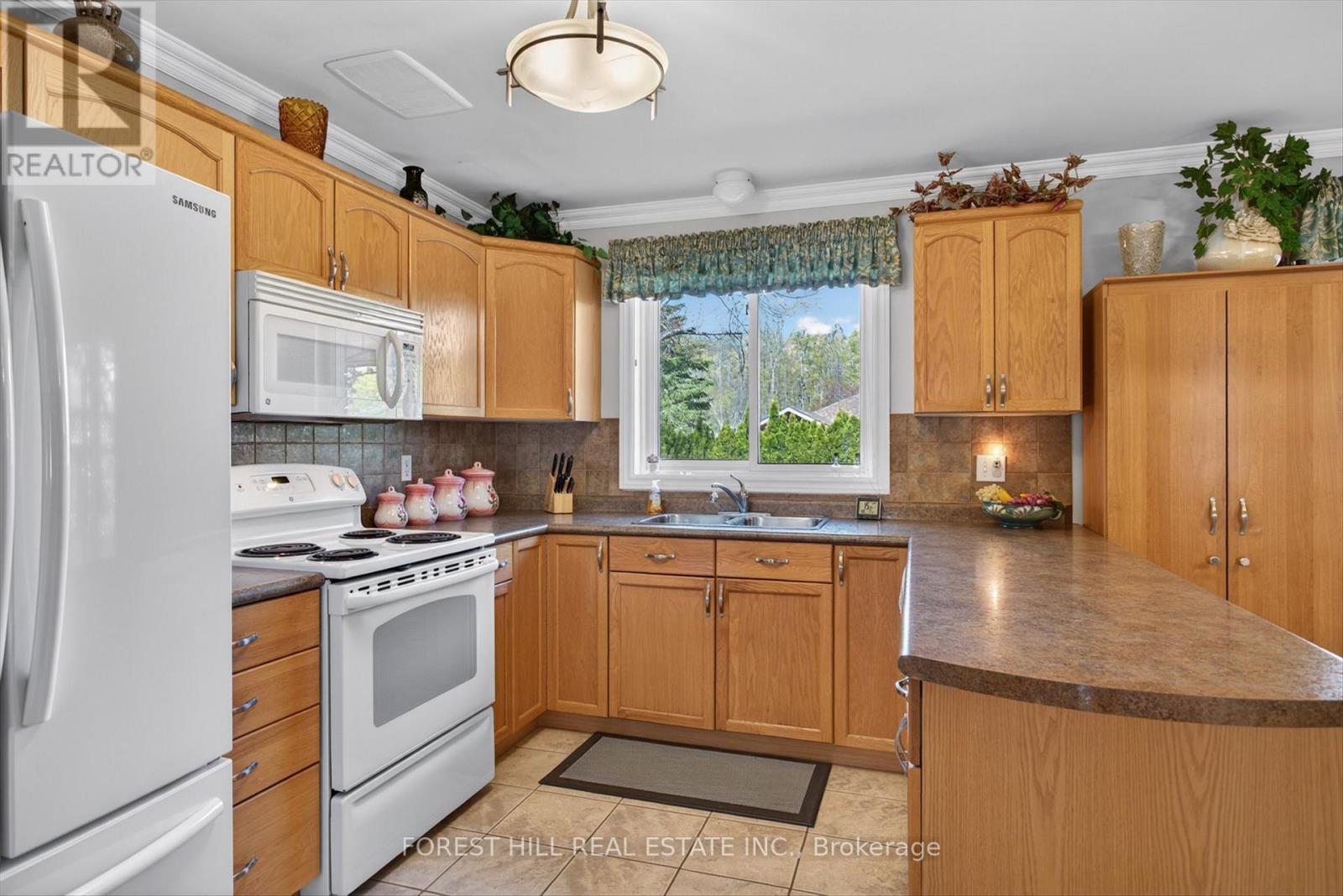 2212 Lorraine Drive, Peterborough, Ontario  K9L 1X5 - Photo 16 - X13144692