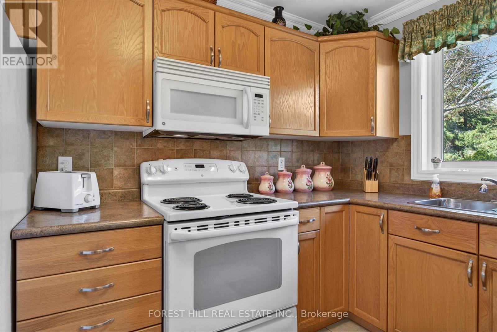 2212 Lorraine Drive, Peterborough, Ontario  K9L 1X5 - Photo 18 - X13144692