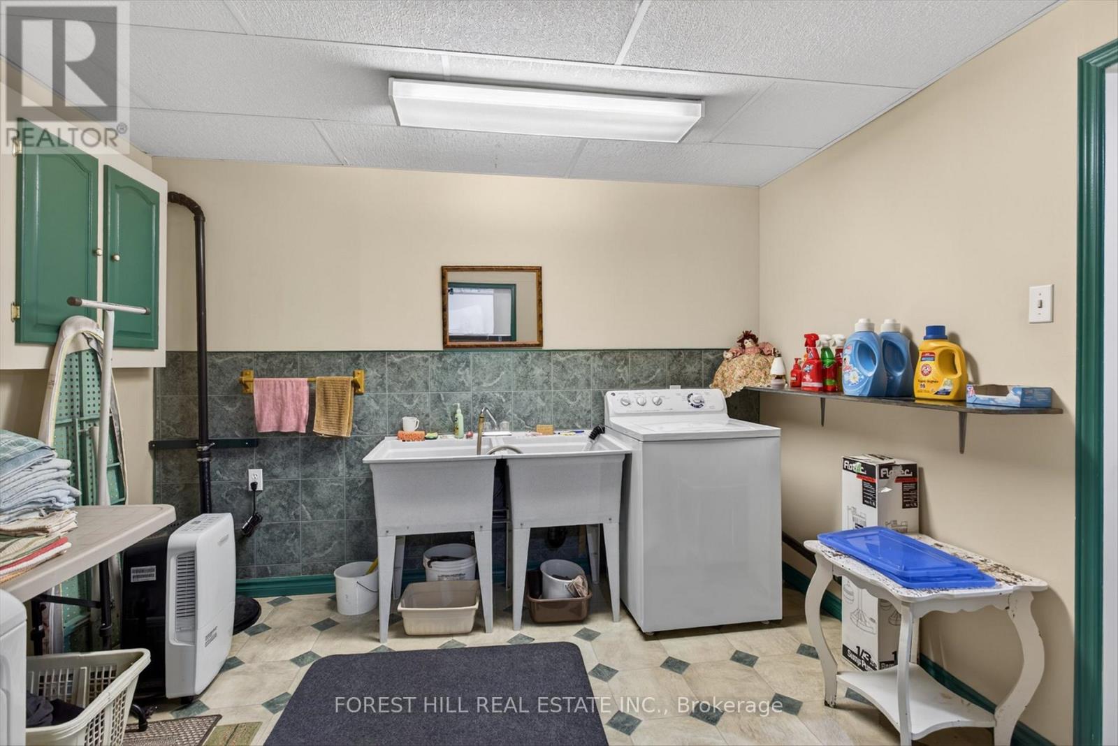 2212 Lorraine Drive, Peterborough, Ontario  K9L 1X5 - Photo 38 - X13144692