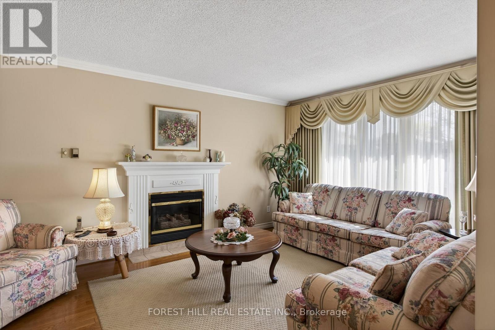 2212 Lorraine Drive, Peterborough, Ontario  K9L 1X5 - Photo 8 - X13144692