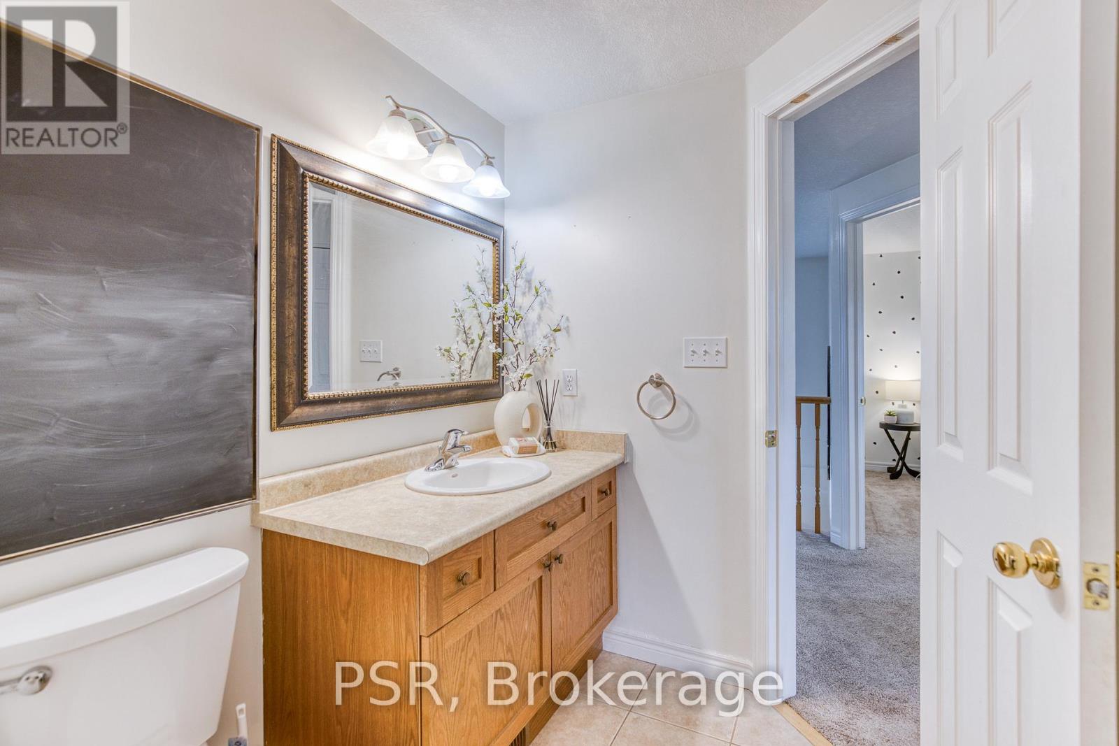 565 St Moritz Avenue, Waterloo, Ontario  N2T 2Z3 - Photo 30 - X13144806