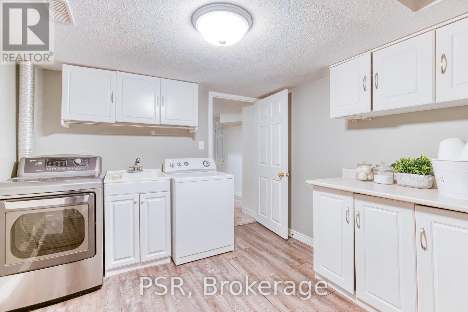 565 St Moritz Avenue, Waterloo, Ontario  N2T 2Z3 - Photo 34 - X13144806