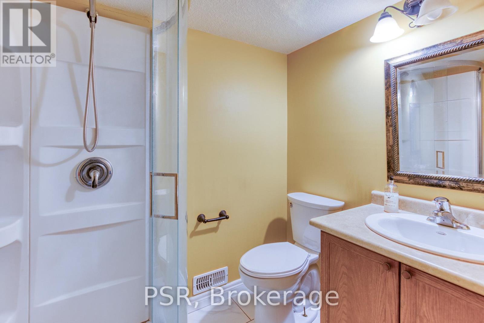 565 St Moritz Avenue, Waterloo, Ontario  N2T 2Z3 - Photo 35 - X13144806