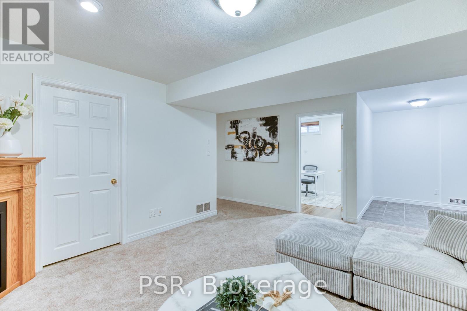 565 St Moritz Avenue, Waterloo, Ontario  N2T 2Z3 - Photo 37 - X13144806