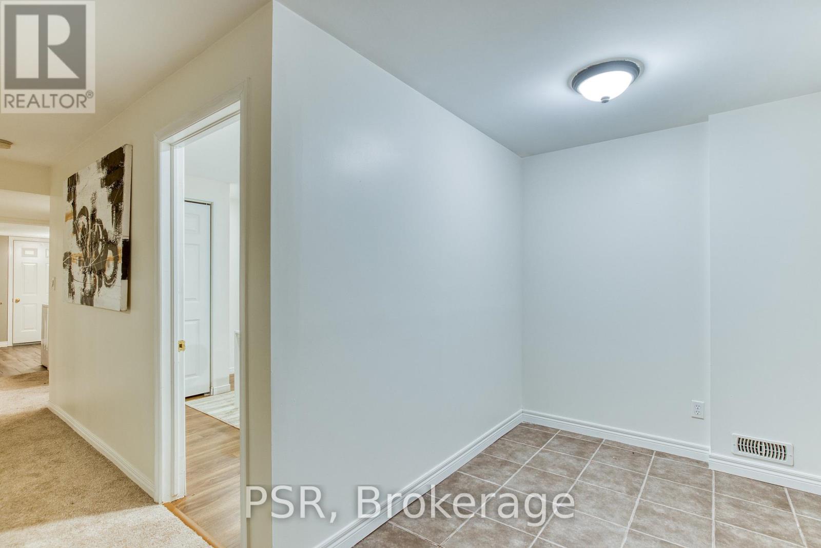 565 St Moritz Avenue, Waterloo, Ontario  N2T 2Z3 - Photo 38 - X13144806