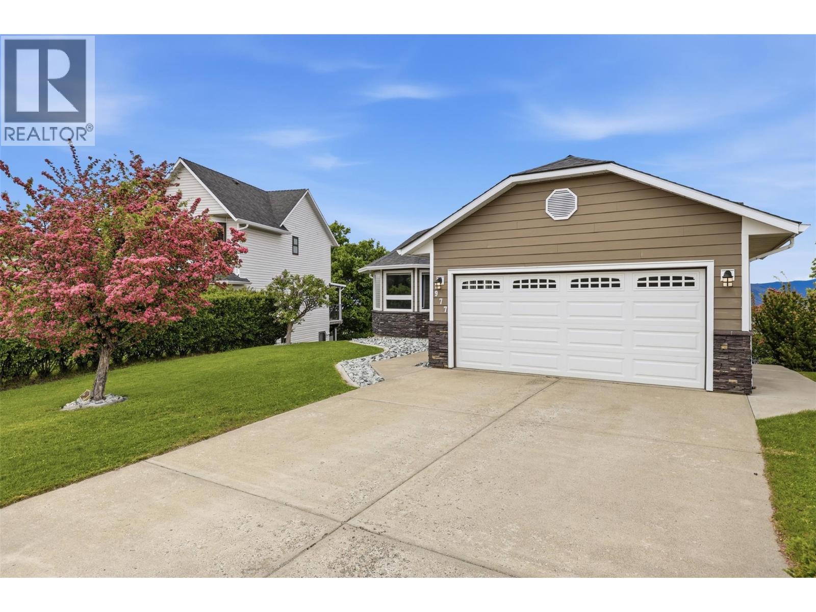 977 Garymede Court, Kamloops, British Columbia  V1S 1P3 - Photo 3 - 10387888