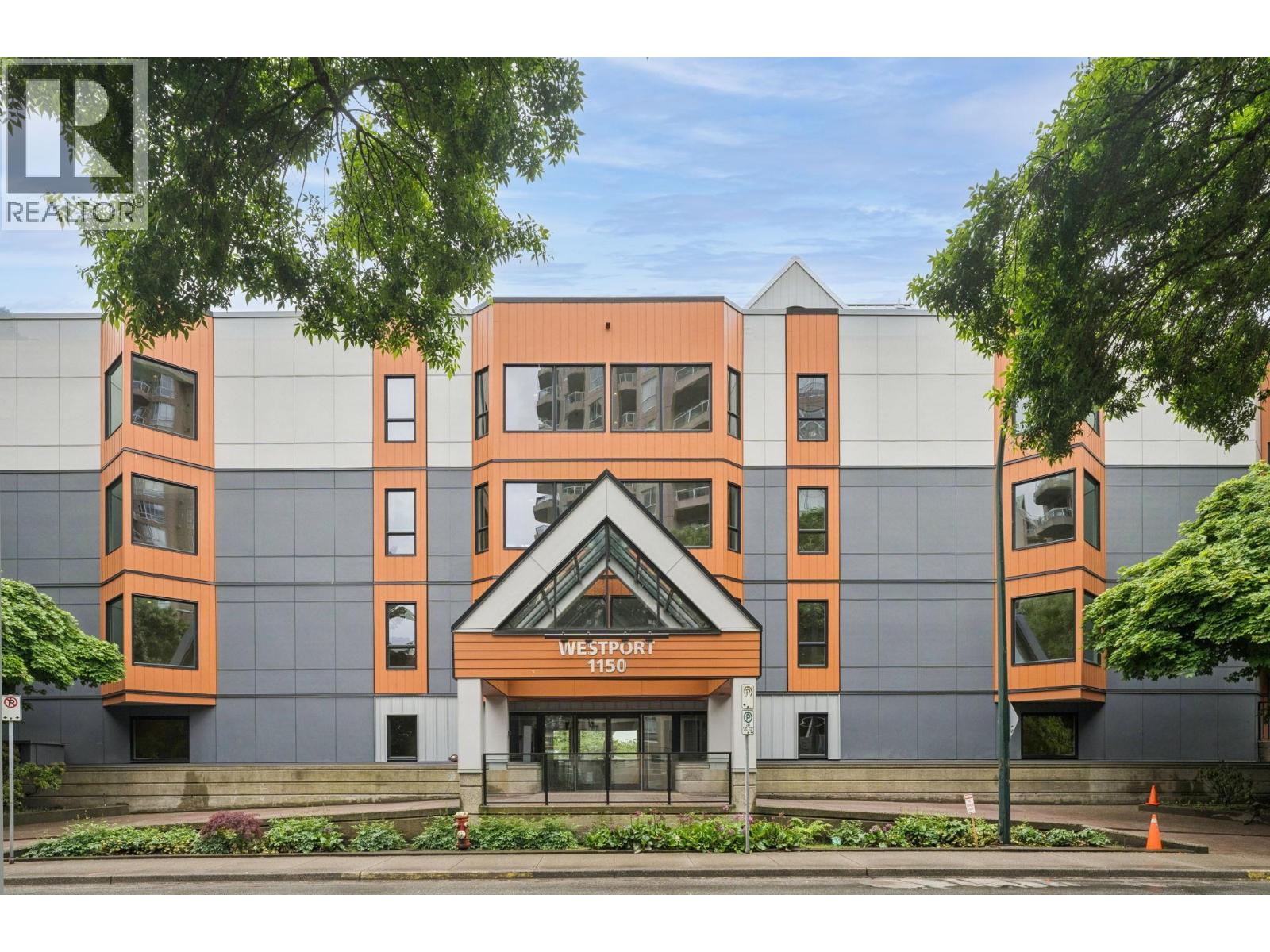 225 1150 QUAYSIDE DRIVE, New Westminster, British Columbia
