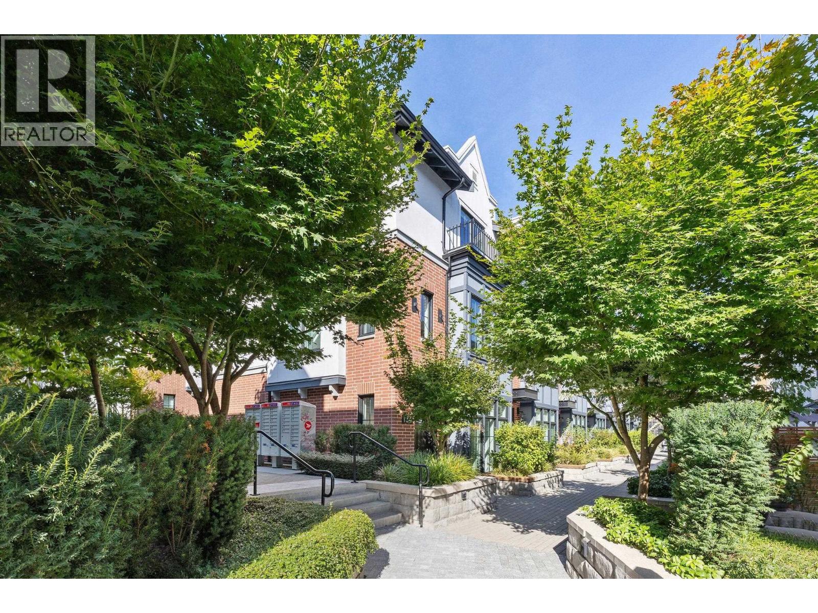 134 2070 Curling Road, North Vancouver, British Columbia  V7P 0C9 - Photo 5 - R3124845