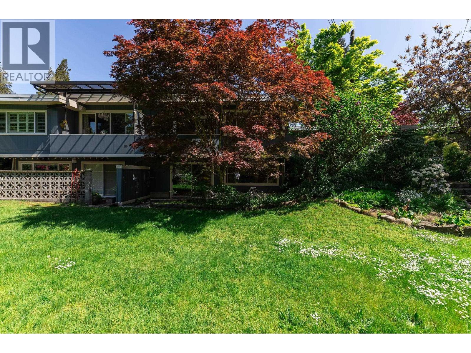 3665 Edgemont Boulevard, North Vancouver, British Columbia  V7R 2P6 - Photo 1 - R3124879