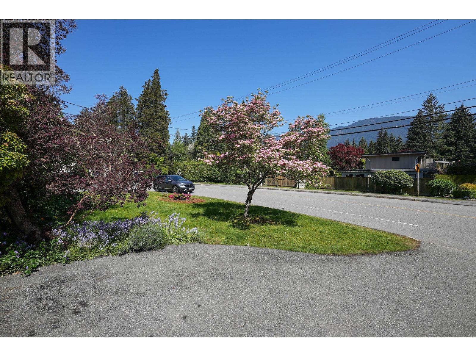 3665 Edgemont Boulevard, North Vancouver, British Columbia  V7R 2P6 - Photo 23 - R3124879