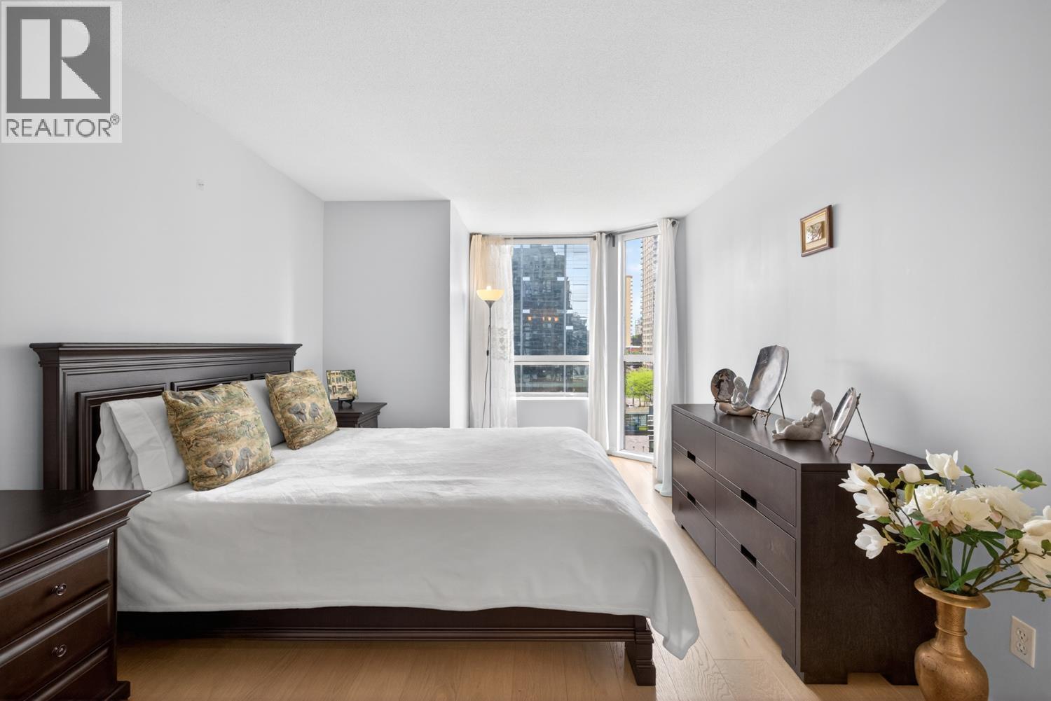 1005 811 Helmcken Street, Vancouver, British Columbia  V6Z 1B1 - Photo 11 - R3124885