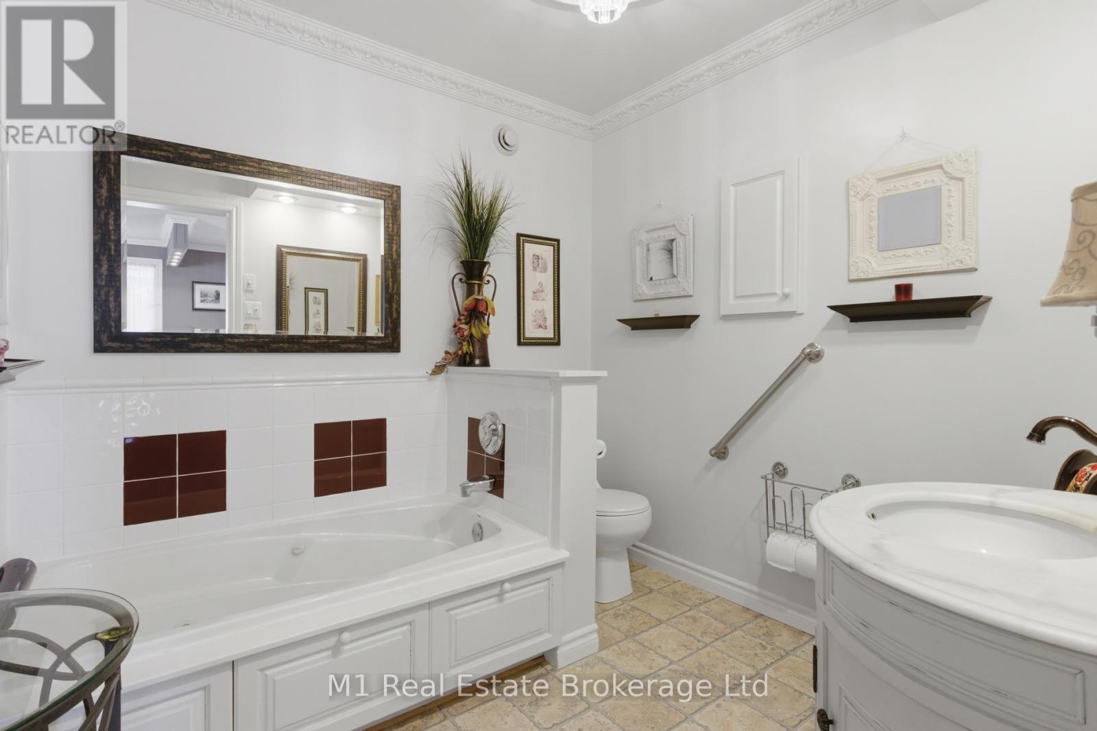2 Joanne Crescent, Minto, Ontario N0G 2L0 - Photo 13 - X13144938