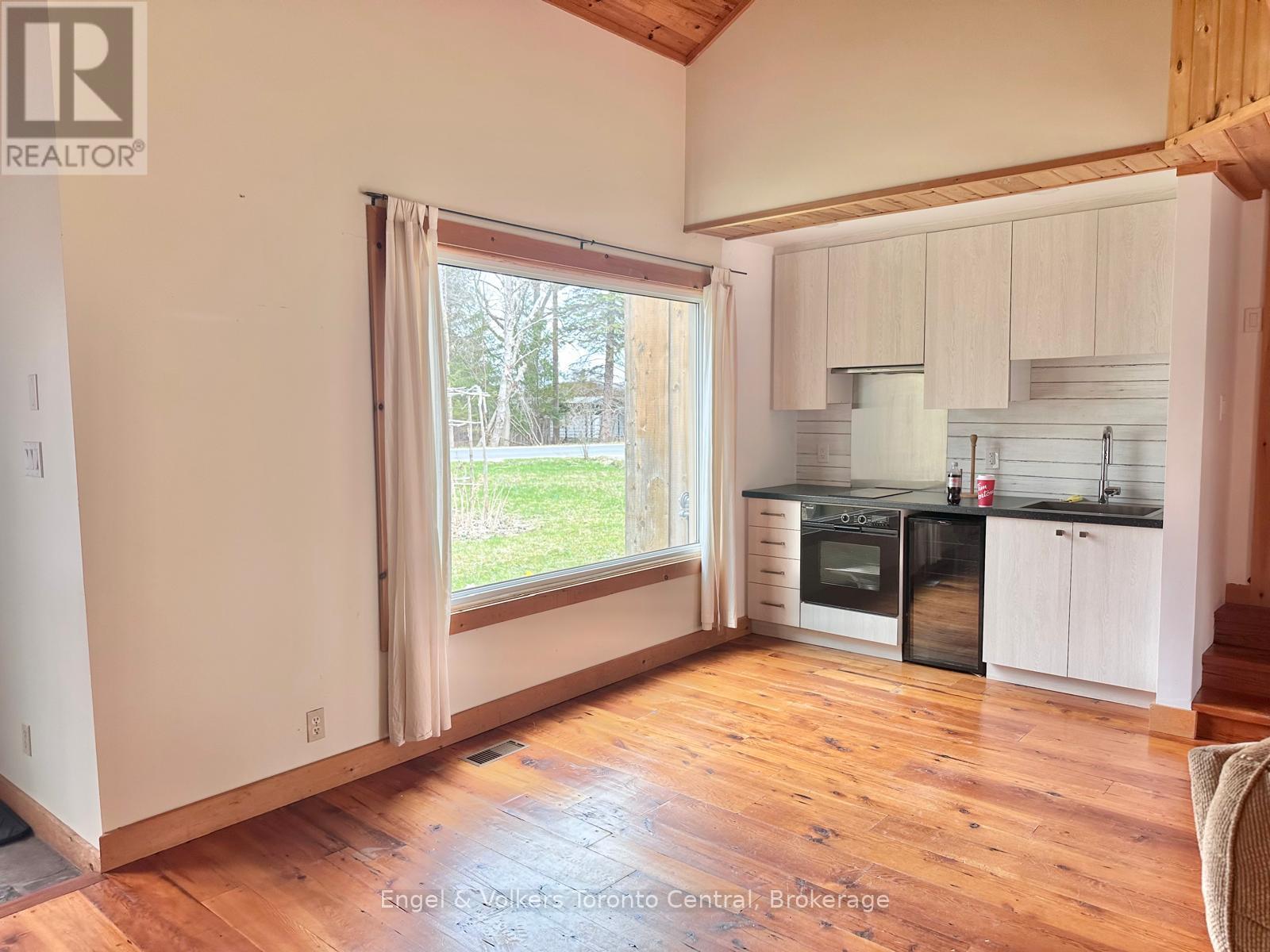 2 - 109 Hope Street, Blue Mountains, Ontario  L9Y 0L1 - Photo 2 - X13145026