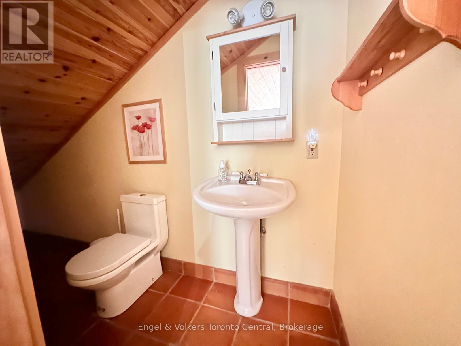 2 - 109 Hope Street, Blue Mountains, Ontario  L9Y 0L1 - Photo 22 - X13145026