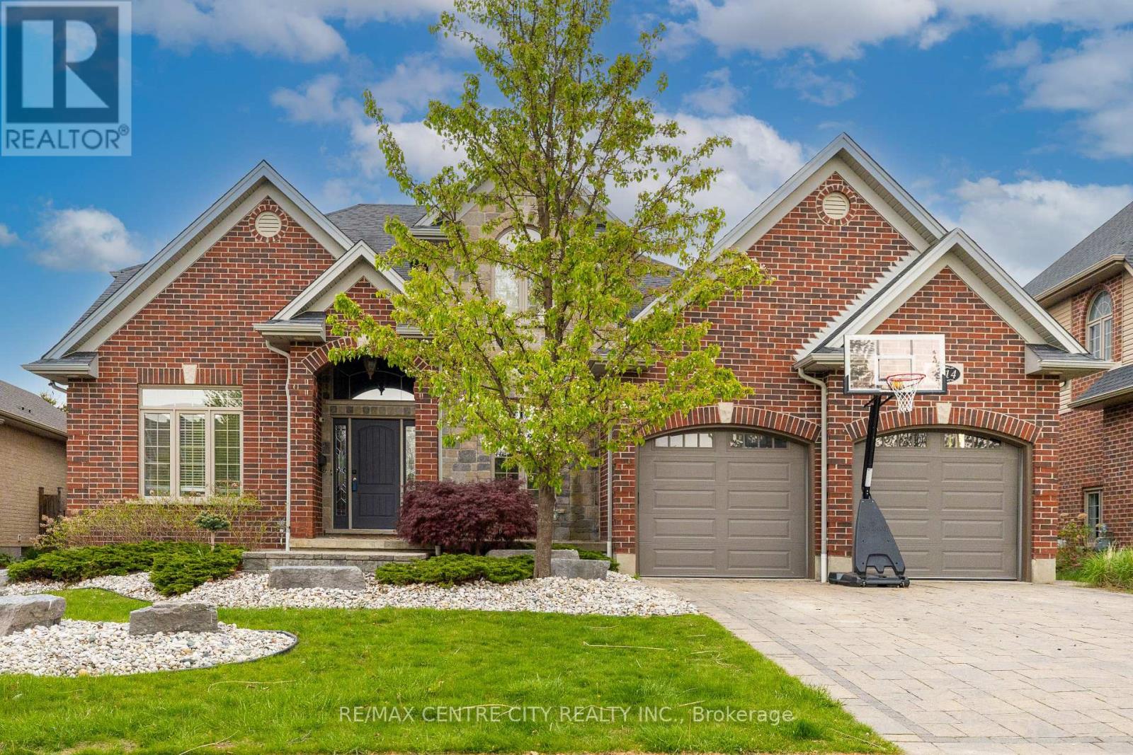 2114 Riverbend Road, London South, Ontario  N6K 0A3 - Photo 1 - X13145060