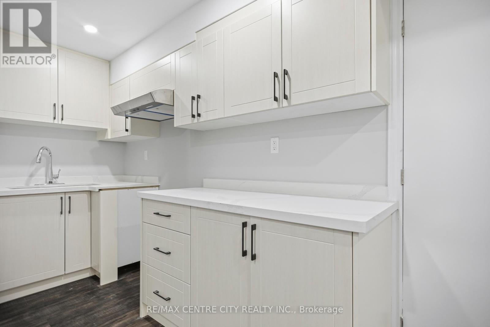 2114 Riverbend Road, London South, Ontario  N6K 0A3 - Photo 43 - X13145060