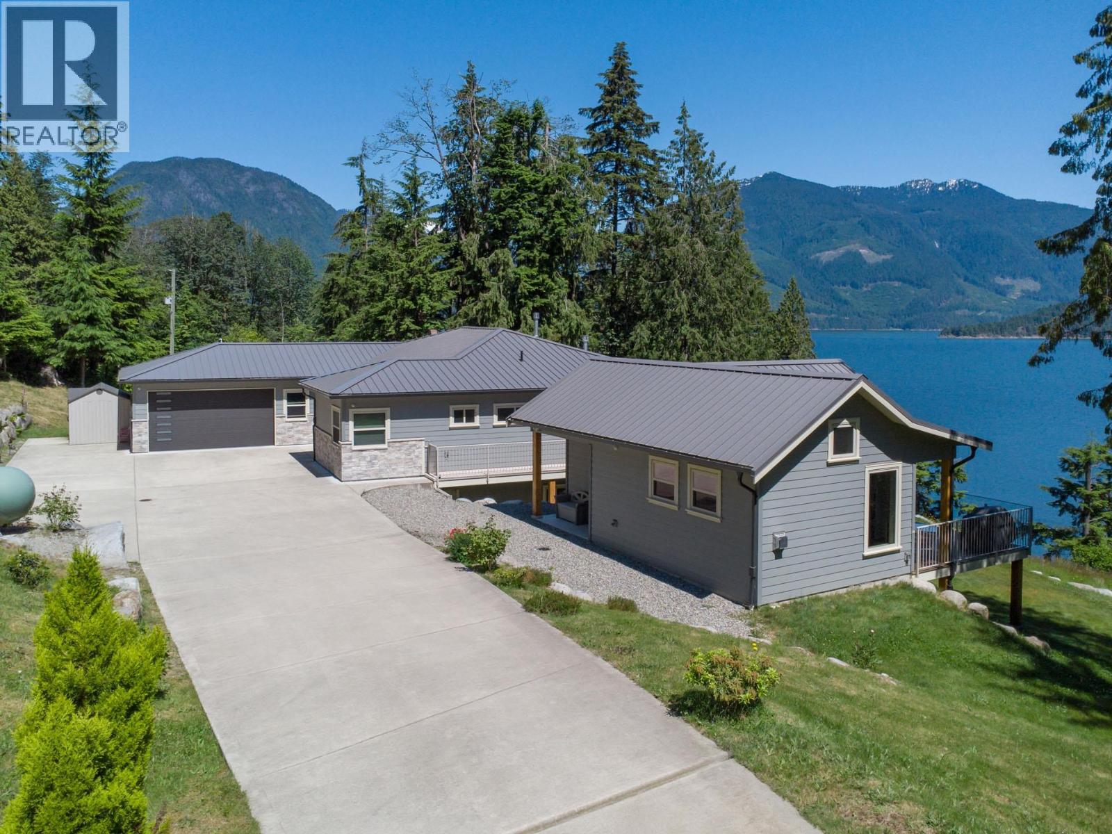107 Witherby Road, Gibsons, British Columbia  V0N 1V6 - Photo 4 - R3124848