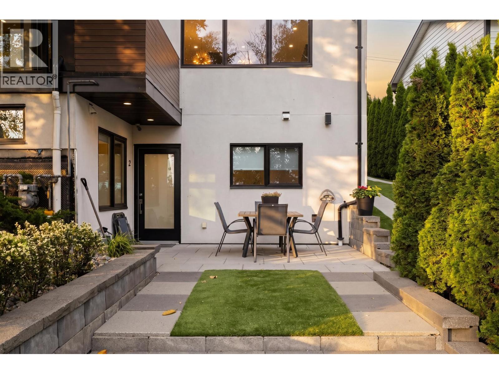 919 E 4th Street, North Vancouver, British Columbia  V7L 1K3 - Photo 34 - R3124893