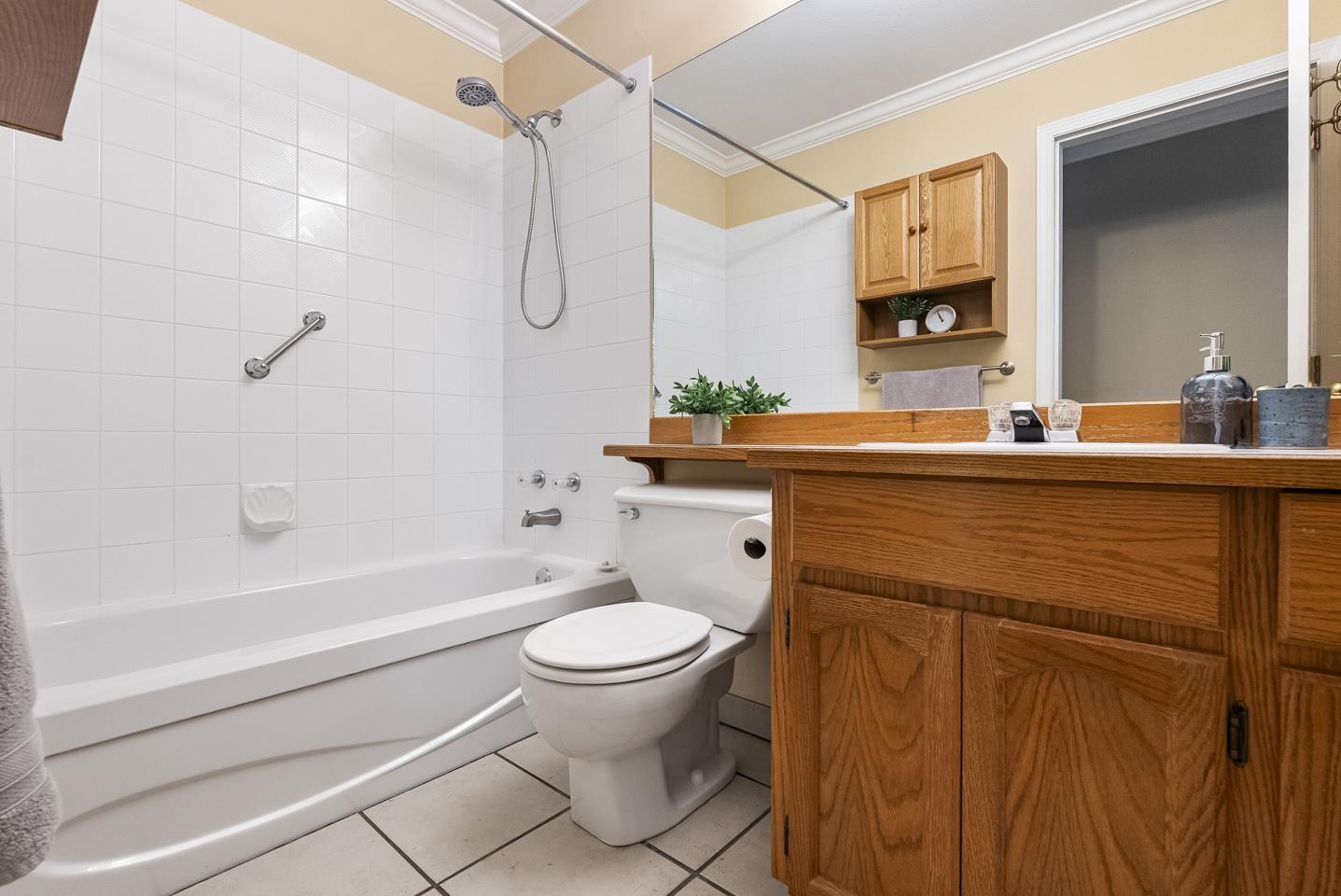 8068 161a Street, Surrey, British Columbia  V3S 8B5 - Photo 19 - R3120379