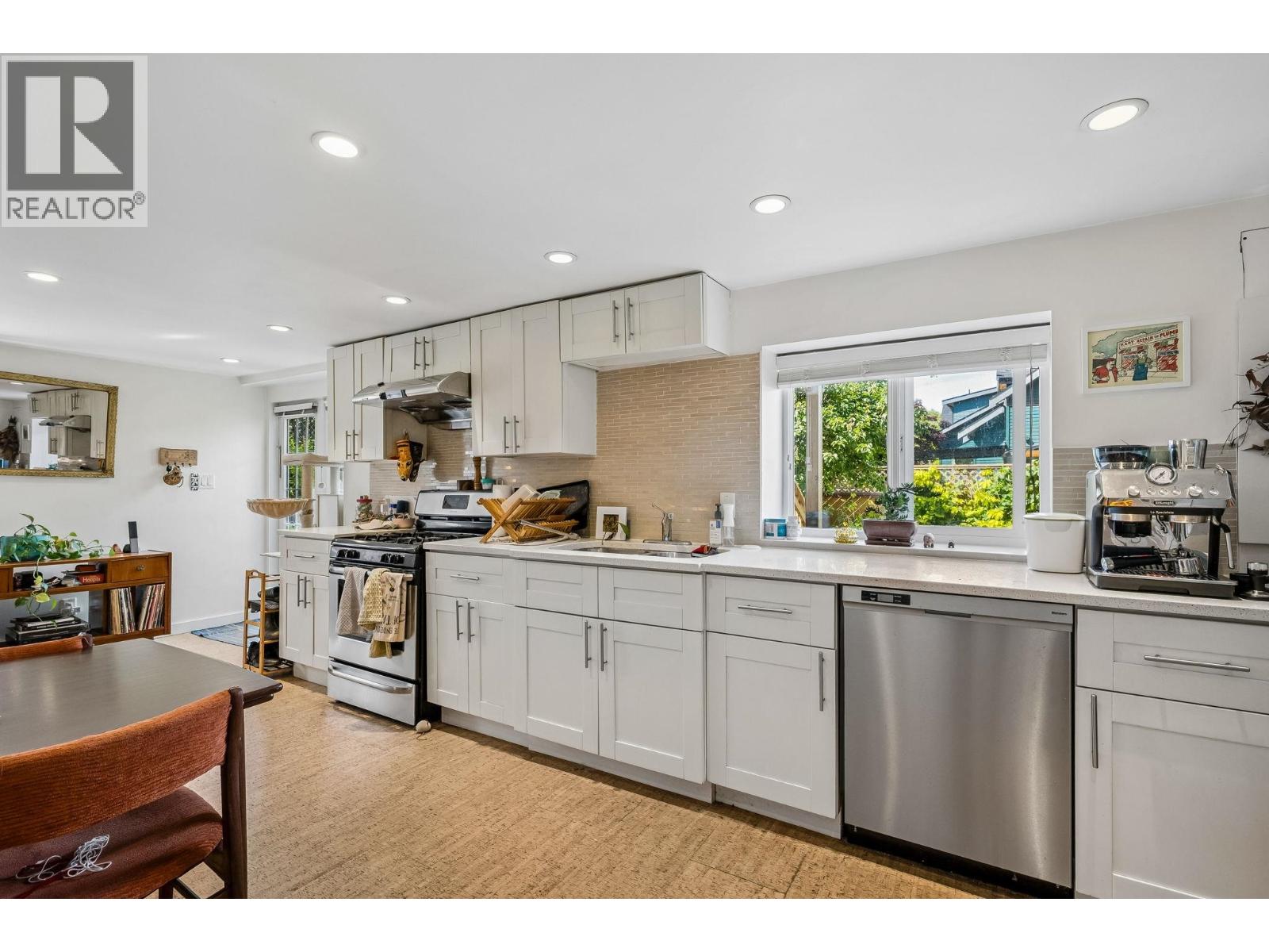 2323 Graveley Street, Vancouver, British Columbia  V5L 3C3 - Photo 28 - R3124919