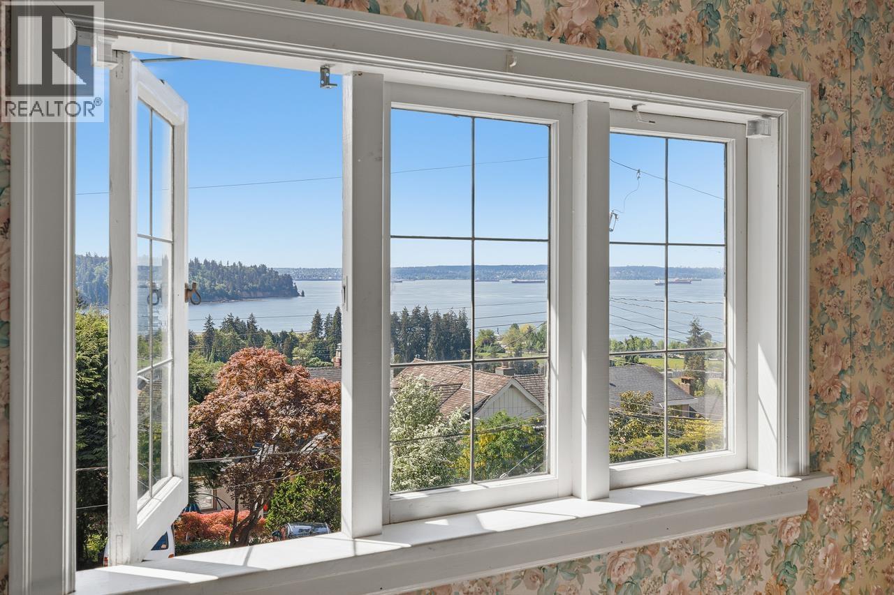 1013 Duchess Avenue, West Vancouver, British Columbia  V7T 1G8 - Photo 18 - R3124922