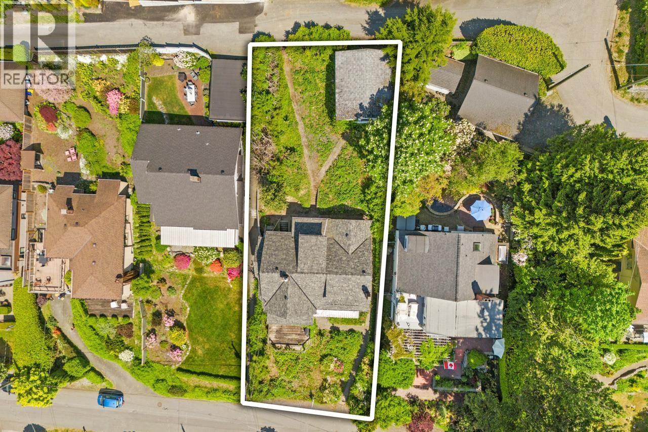 1013 Duchess Avenue, West Vancouver, British Columbia  V7T 1G8 - Photo 4 - R3124922