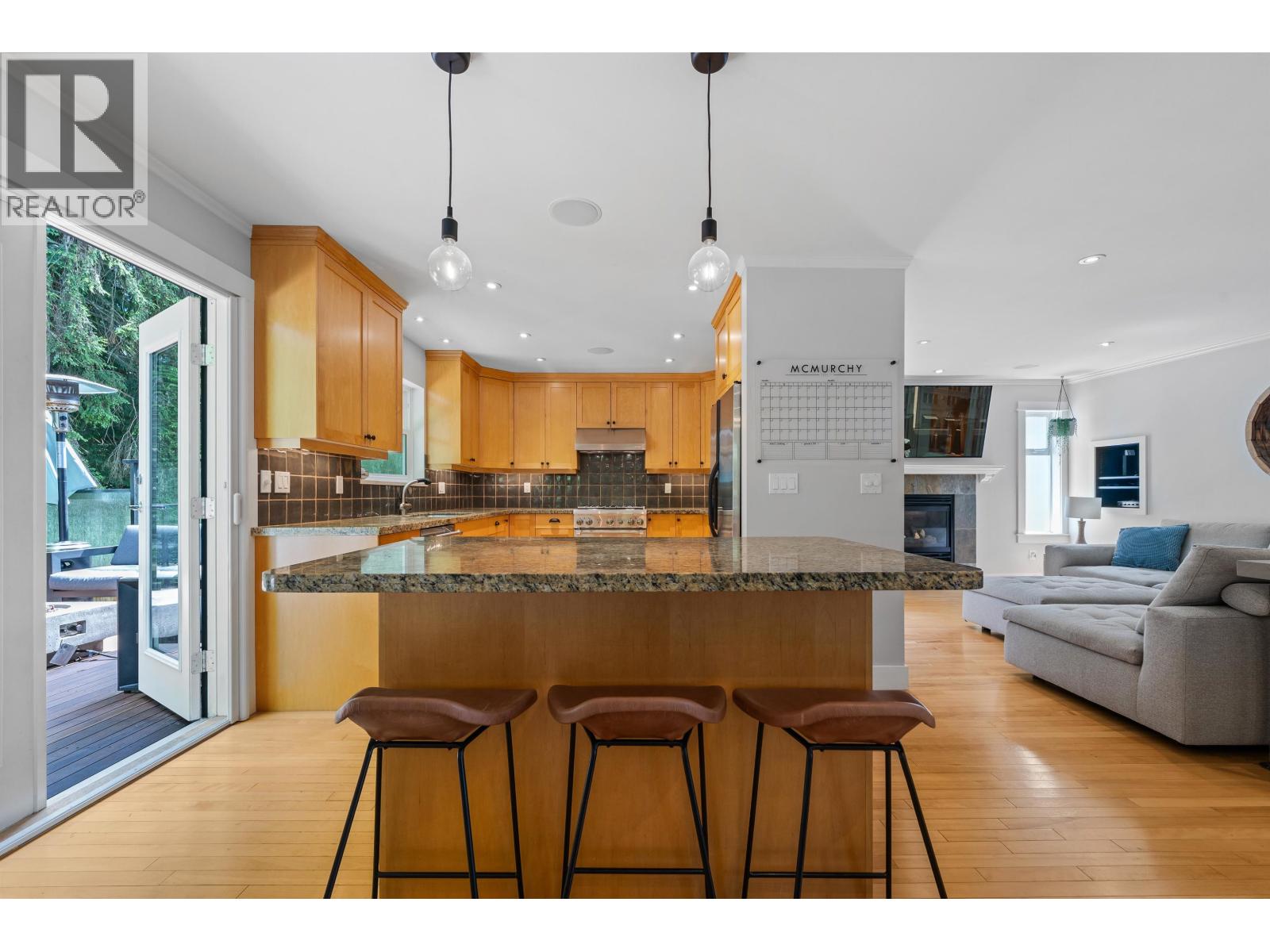 1690 Cascade Court, North Vancouver, British Columbia  V7G 2H6 - Photo 16 - R3124930