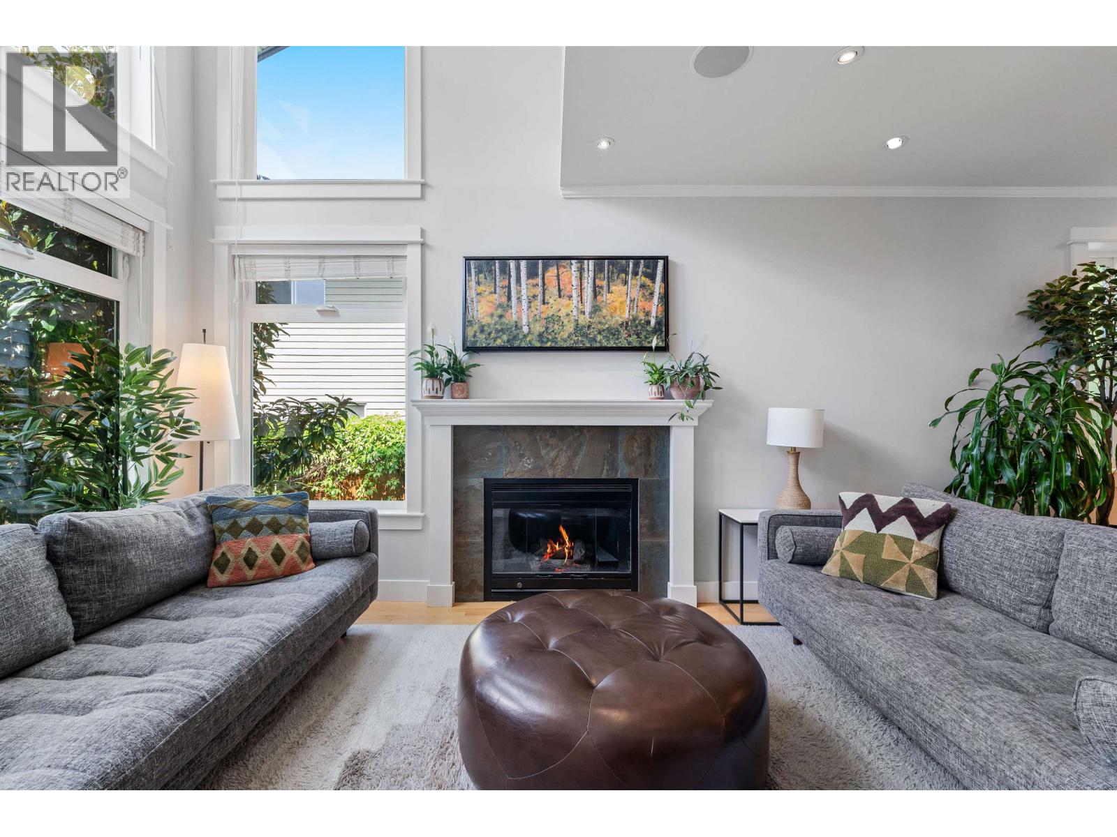 1690 Cascade Court, North Vancouver, British Columbia  V7G 2H6 - Photo 4 - R3124930