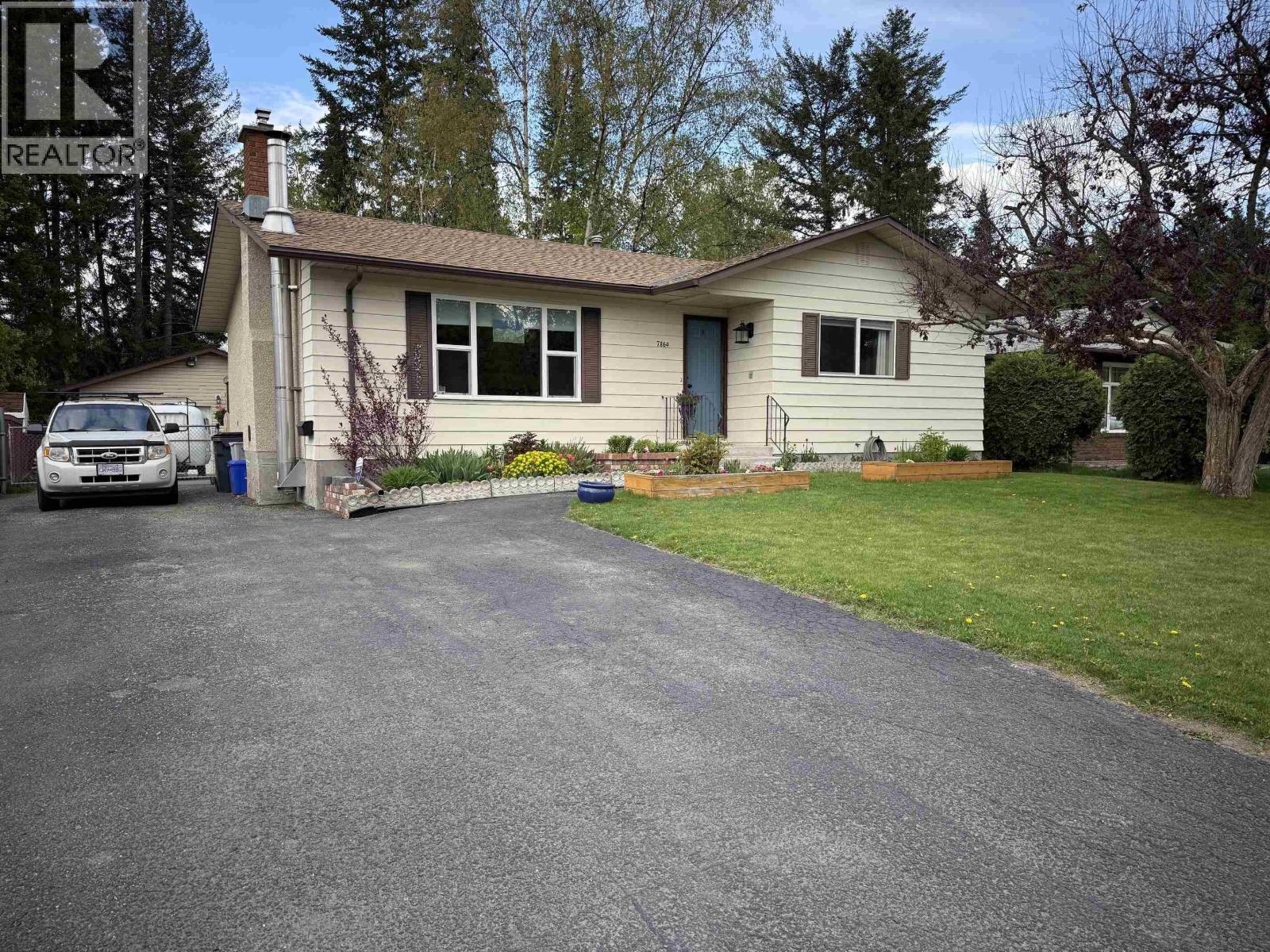 7864 Loyola Crescent, Prince George, British Columbia  V2M 3V2 - Photo 1 - R3124778