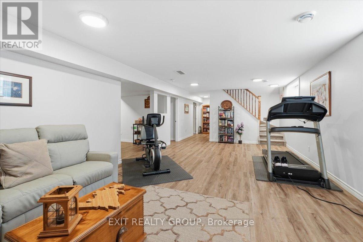 12 Dorchester Drive, Prince Edward County, Ontario  K0K 3L0 - Photo 23 - X13145080